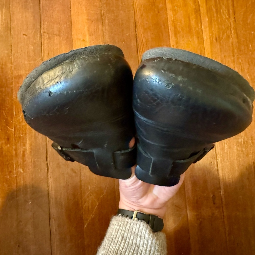 Birkenstock Boston Leather Clogs - Picture 4 of 6
